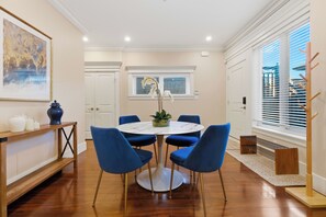 Unclassified image, 4 of 24, button - Modern Vancouver Stay - Near Downtown & Transit (Vancouver)