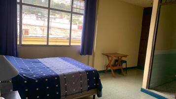 Chambre Double Supérieure, vue ville