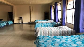 Dormitório compartilhado básico, em dormitório misto | Wi-Fi de cortesia