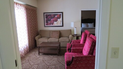 Tranquil 2-bedroom resort with AC in charming Hershey