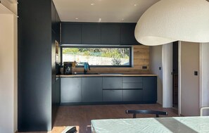 Fridge, microwave, oven, stovetop - Luxurious home in Labin (Labin)