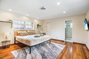 4 dormitorios, tabla de planchar con plancha, wifi gratis y ropa de cama