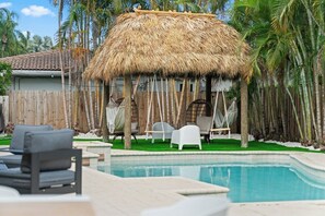 Pool - Tropical hideaway | private pool | tiki | beach (Miami)