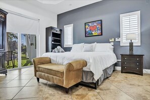 5 habitaciones y tabla de planchar con plancha 