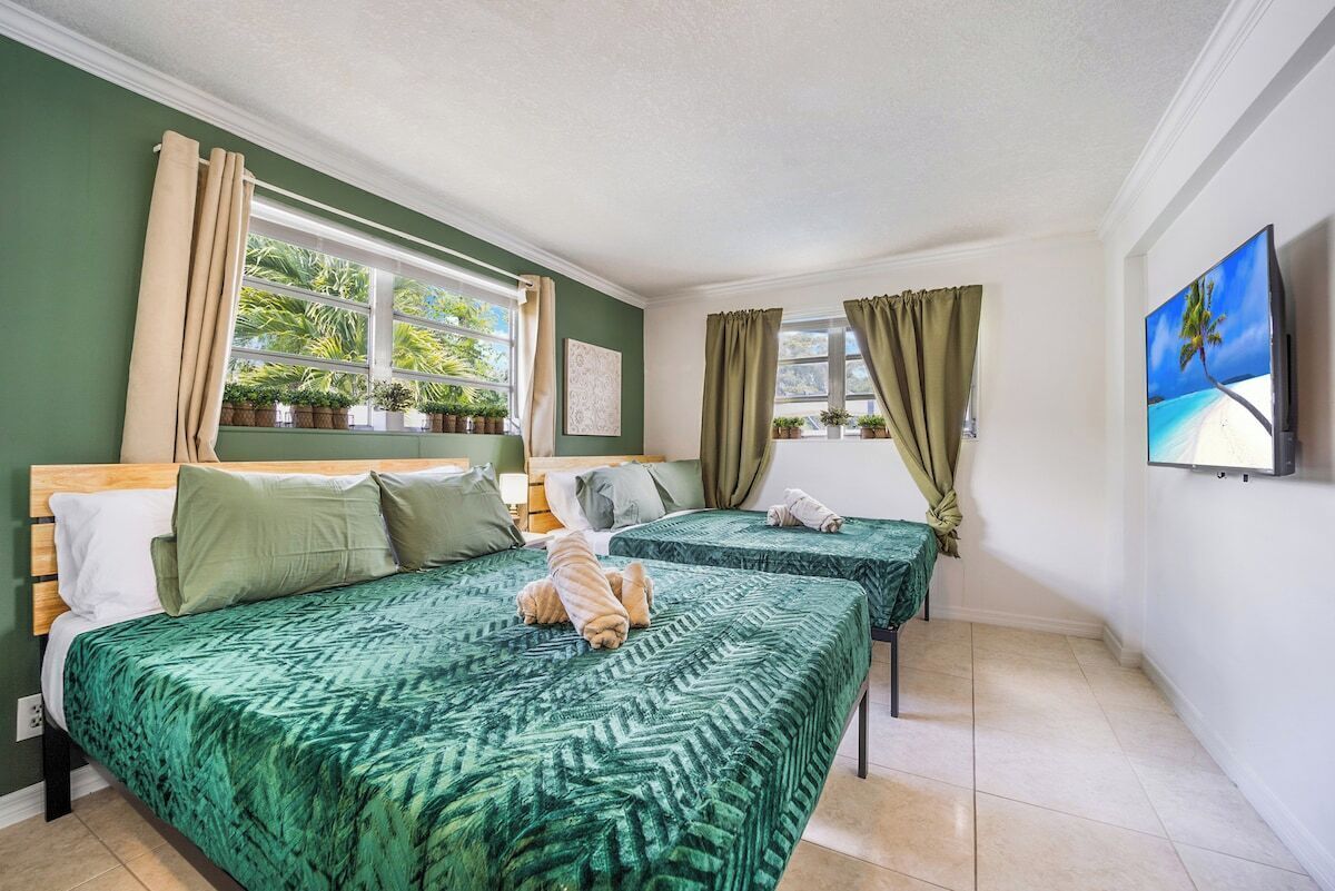 4 bedrooms, desk, iron/ironing board, free WiFi