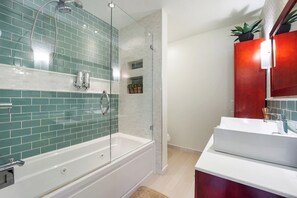 ヘアドライヤー