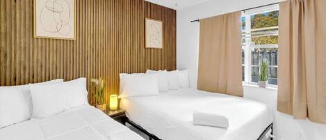 4 chambres, fer et planche à repasser, lit parapluie, Wi-Fi gratuit