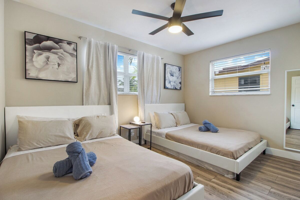 3 bedrooms, desk, iron/ironing board, free WiFi