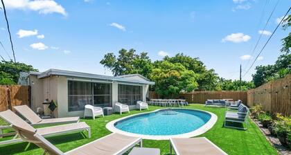 Casa christina i 5 min to beach i tropical pool