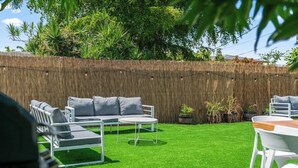 Terrace/patio - Casa christina i 5 min to beach i tropical pool (Hallandale Beach)