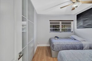 Unclassified image, 5 of 37, button - Villa Exquisite | Pool | 17 mins Beach (Hollywood)