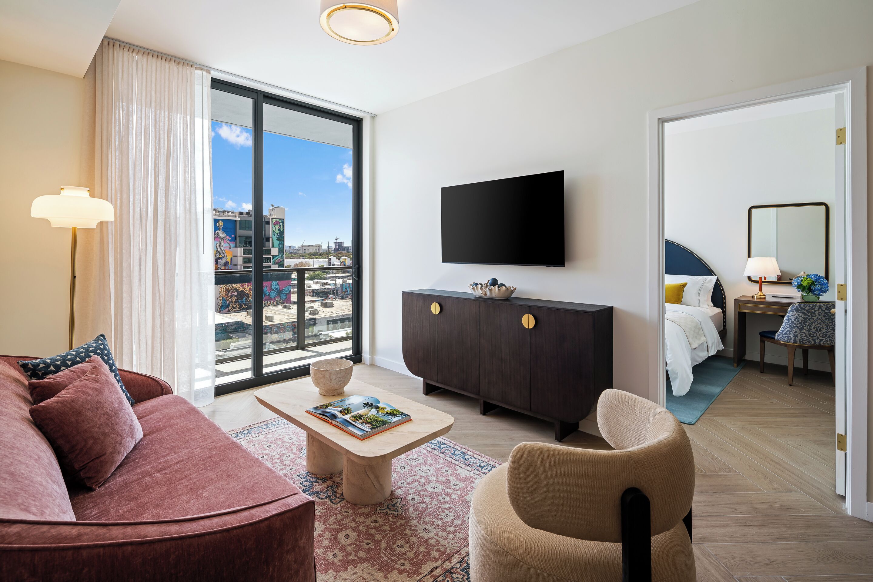 สมาร์ททีวี 55 นิ้ว พร้อมช่องเคเบิล