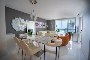 TV - Icon brickell | luxury highrise 31st floor (Miami)