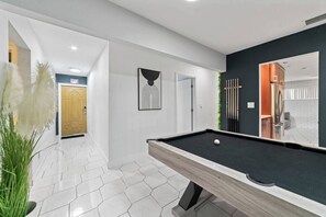 Games room - Jardins d'eden | turfed pool | 6min beach (Hollywood)
