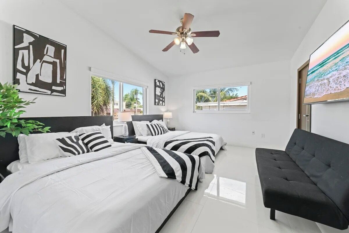 7 bedrooms, iron/ironing board, free WiFi