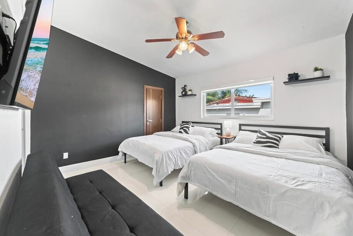 7 bedrooms, iron/ironing board, free WiFi