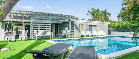 Piscina