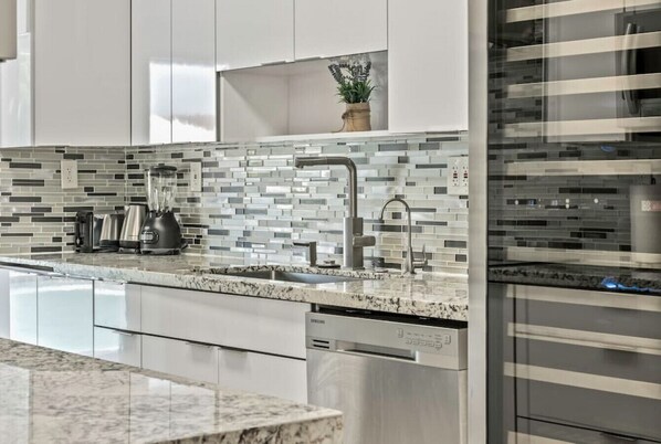 Immagine non classificata, 1 di 31, pulsante