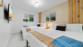 4 bedrooms, desk, iron/ironing board, free WiFi