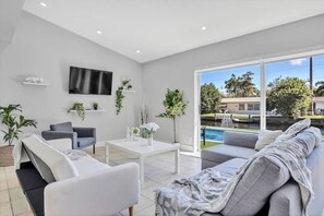 Nicht klassifiziertes Bild, 3 von 31, Schaltfläche