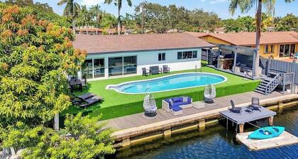 Waterfront villa | near beach | pool