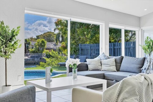 Waterfront Villa | Near Beach | Pool