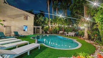 Piscina