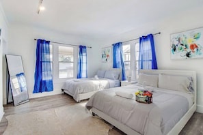 6 bedrooms, iron/ironing board, free WiFi
