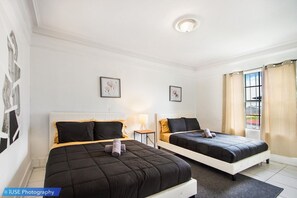 7 Schlafzimmer, Bügeleisen/Bügelbrett, kostenloses WLAN