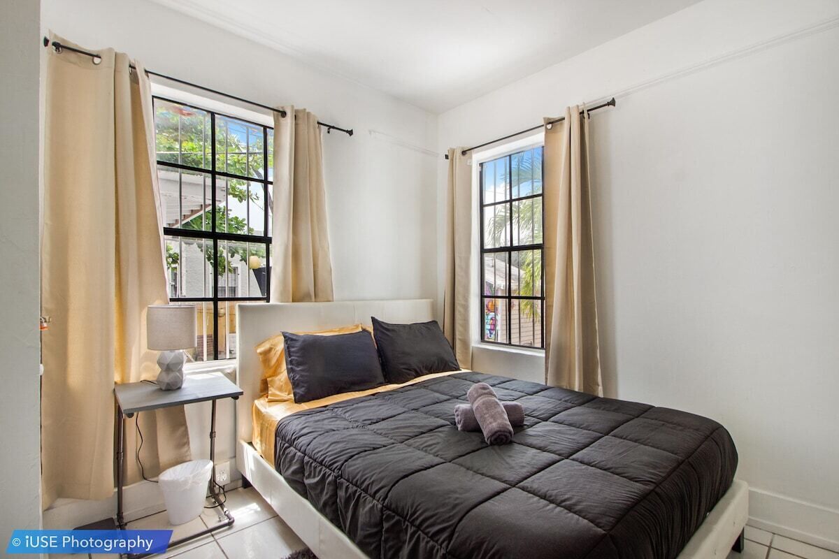 7 bedrooms, iron/ironing board, free WiFi