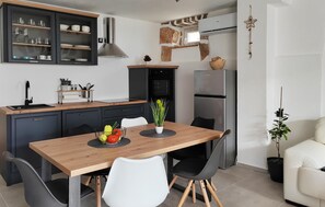 Dining - Gorgeous home in Grizane with private swimming pool, can be inside or outside (Grizane)