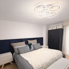 3 bedrooms, iron/ironing board, WiFi, bed sheets - Polanco World Cup Stay | 3BR w/ Balcony (Ciudad de México)