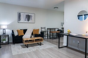 Smart TV - Cozy 1BR - Minutes to Downtown Austin & UT (Austin)