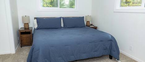 5 bedrooms, free WiFi, bed sheets
