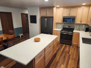 Nicht klassifiziertes Bild, 2 von 36, Schaltfläche