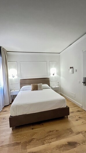 Immagine non classificata, 5 di 8, pulsante