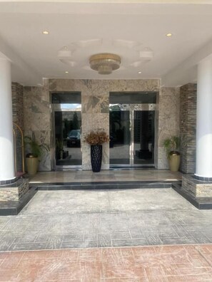 Immagine non classificata, 3 di 24, pulsante