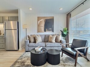 Nicht klassifiziertes Bild, 4 von 24, Schaltfläche