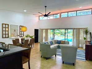 Interior - The Jewel of Playa Coronado (Playa Coronado)
