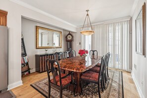 Dining - Heart of Queen Village 3 bedrooms,3.2 baths,finished basement patiSecure parking (Philadelphia)