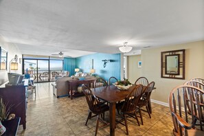 Dining - Cool Runnings | Laguna Reef Rockport, TX (Rockport)