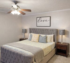 2 多间卧室、熨斗/熨衣板、WiFi、床单