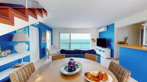 Dining - Beautiful beach apartment with sea view (Grand-Case)