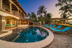 Pool - Casa Taj*beachfront*chef service*housekeeping*6 BR (Potrero)