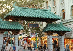 Unclassified image, 4 of 10, button