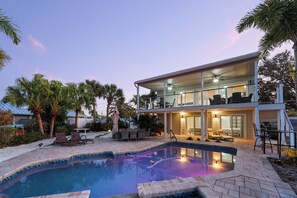 Pool - Bayfront Oasis - Pool, Hot Tub & Dock (St. Petersburg)