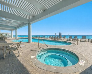 Outdoor pool - Colonnades Beachfront 4BR Corner Unit, Sweeping Gulf Front Views, Pool, Hot Tub, (Gulf Shores)