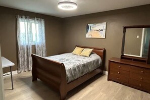 3 chambres, accès au Wi-Fi (inclus), literie fournie