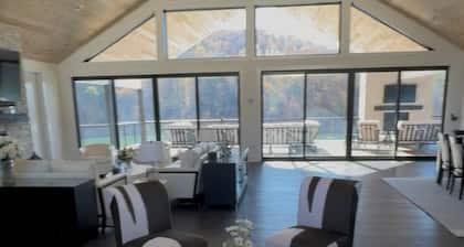 Lakefront Retreat Private Dock + Sunset Views Perfect Wake