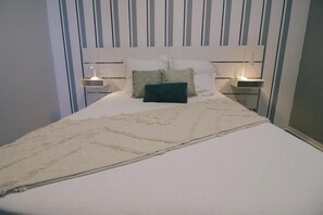 2 bedrooms, iron/ironing board, WiFi, bed sheets - House of the Brazilian (Arco da Calheta)